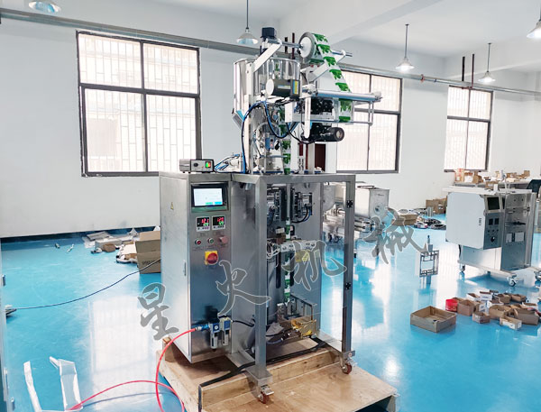 四川食品包裝機實拍圖