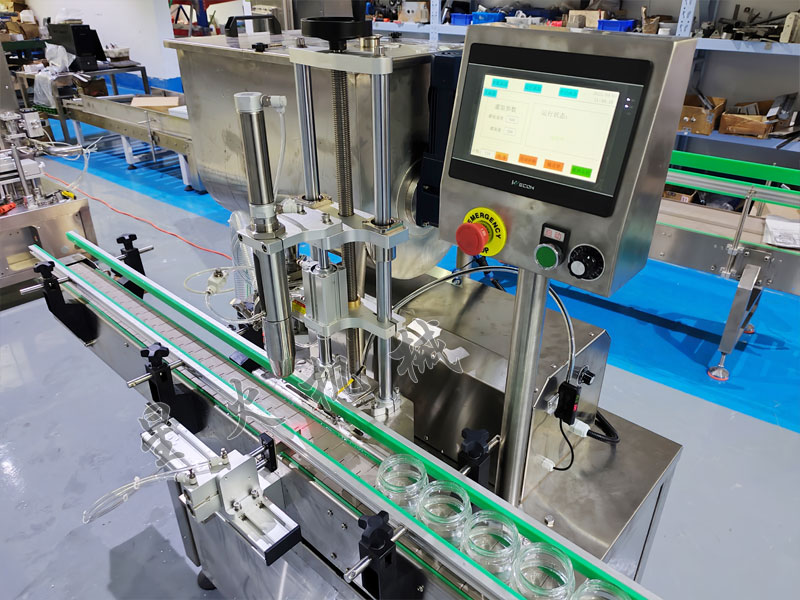 全自動耗油單頭膏體灌裝機細節(jié)部分